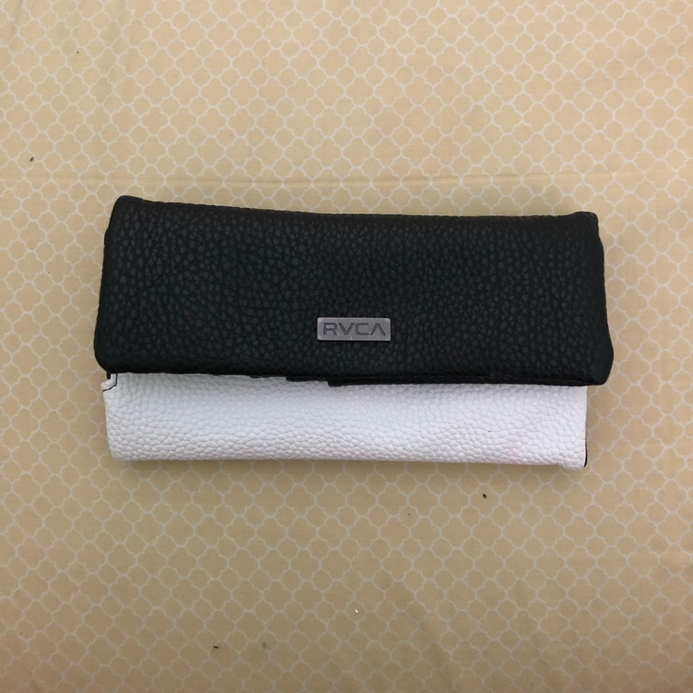 RVCA WALLET, excellent condition!